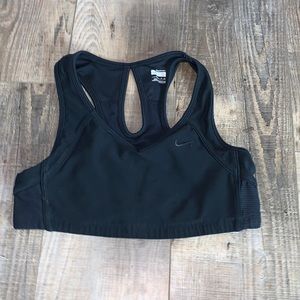 Women’s sports bra